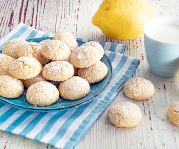 Soft gluten-free lemon cookies
