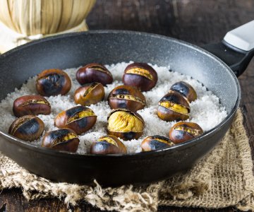 Chestnuts with Salt