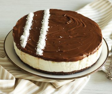 Coconut and Nutella Cheesecake