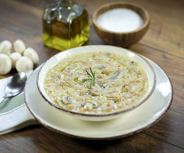 Rice and Chickpea Soup