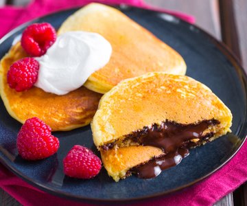 Chocolate-filled pancakes