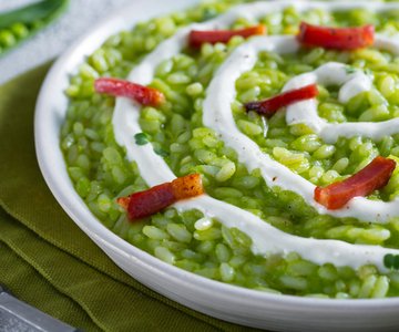 Green risotto with speck and watercress