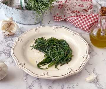 How to Clean and Cook Agretti