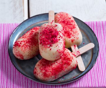Raspberry and Chocolate Popsicles