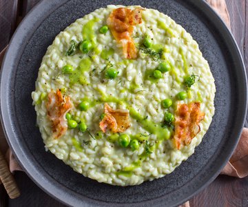 Risotto with pea cream and guanciale