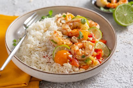 Basmati rice with grilled prawns and peppers