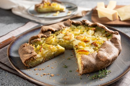 Galette with potatoes and cheese