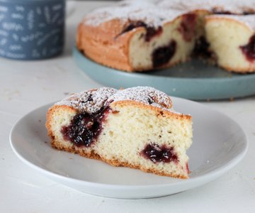Jam cake