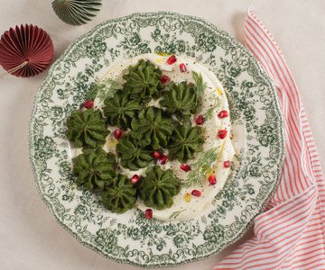 Duchess potatoes with spinach