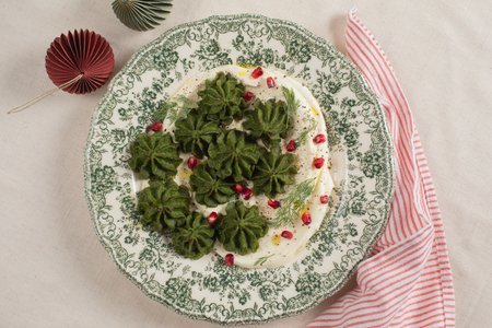 Duchess potatoes with spinach