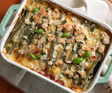 Green bean, potato, and stracchino bake