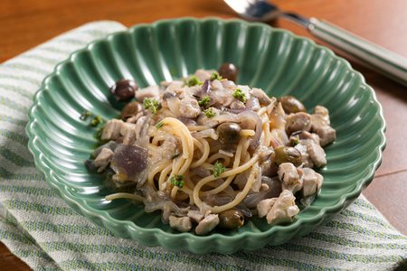 Tuna and Onion Pasta