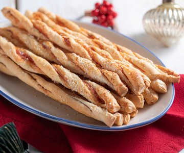 Puff pastry breadsticks