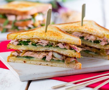 Gluten-Free Tuna and Cheese Sandwich