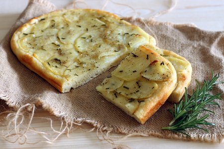 Easy and quick potato focaccia