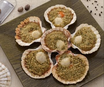 Gratinated Scallops with Butter and Brandy