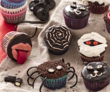 Monstrous Halloween Cupcakes