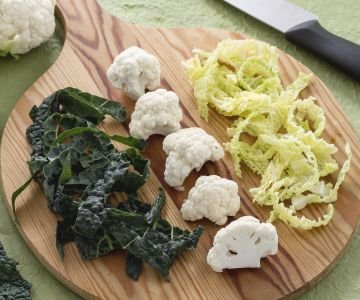 How to Clean Cabbage and Cauliflower