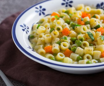 Pasta, Potato, and Pea Soup