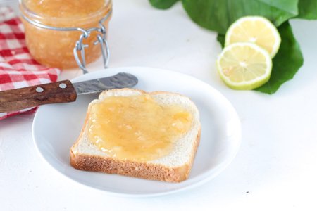 Lemon jam without peel