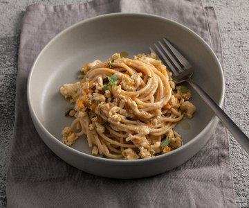 Spaghetti with Chicken Ragù