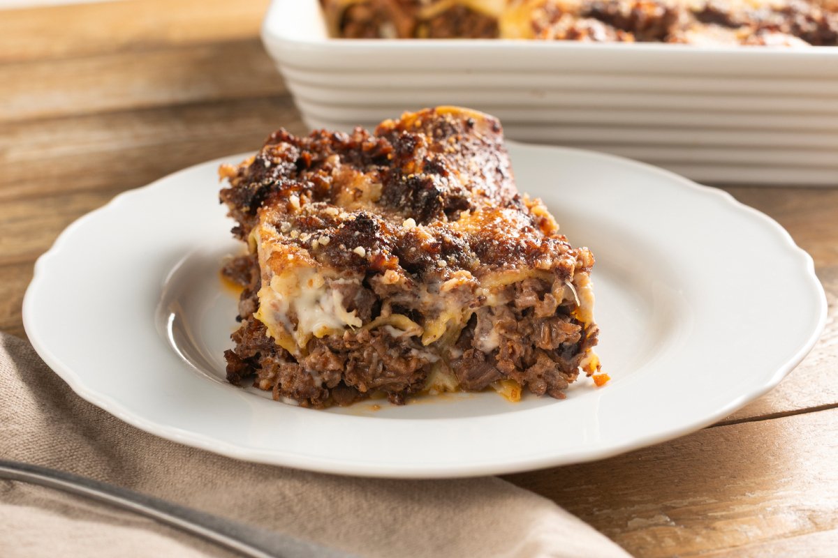 Cannelloni with short-rib ragù