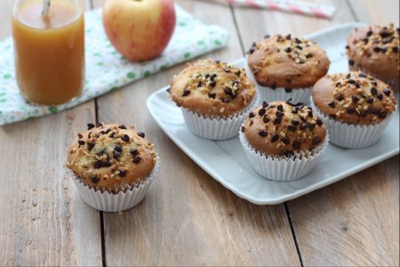 Gluten-free apple and chocolate muffins