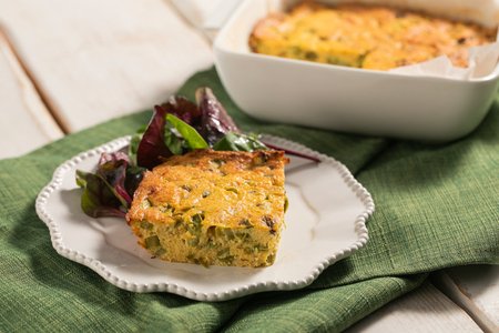 Baked frittata with asparagus and ricotta