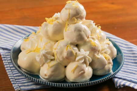 Lemon profiteroles