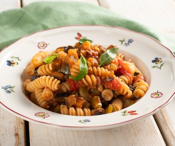Fusilli with peppers and eggplant