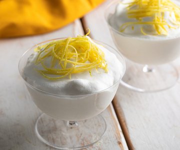 Lemon spumone