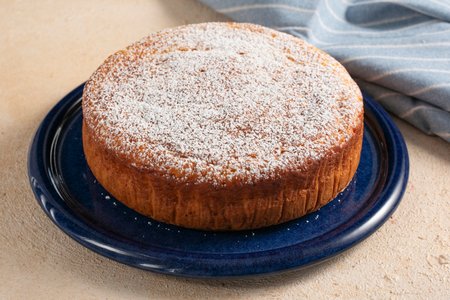 5-Minute Greek Yogurt Cake