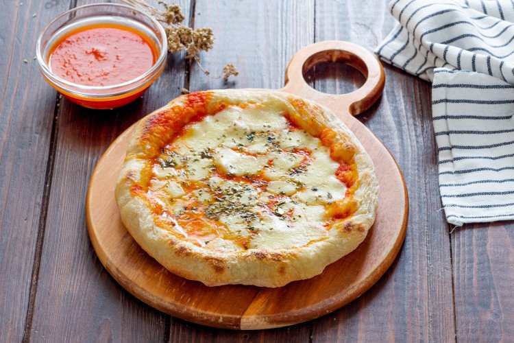 Stovetop Pizza: How to Make Real Pizza Without an Oven